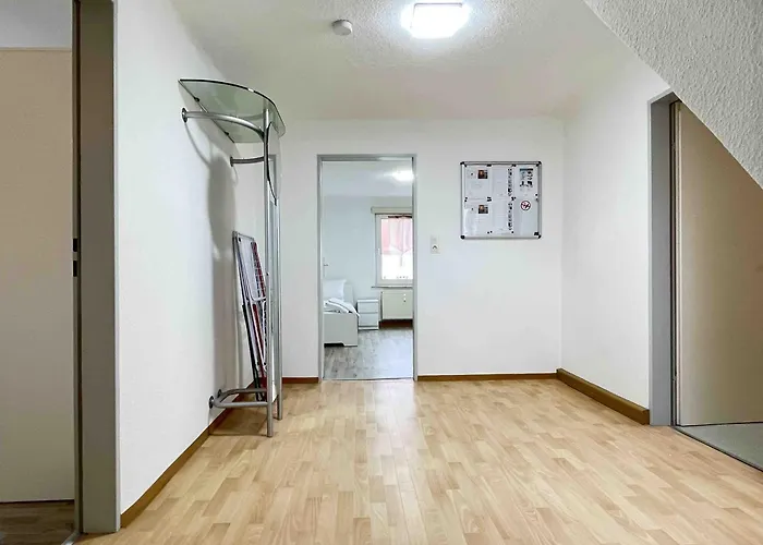 Sad212 - Grosszuegige Monteurwohnung Apartman